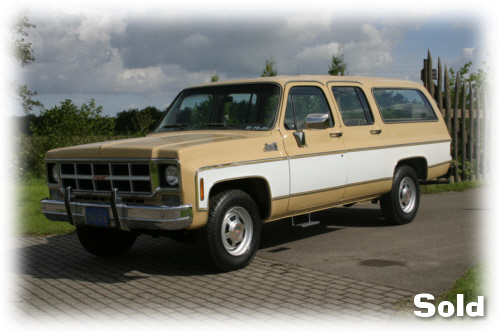 GMC Suburban 1977