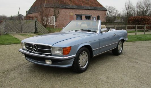 Mercedes W107 560 SL 1989 — SOLD