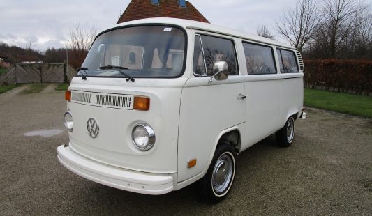 Volkswagen T2b 1974 Passenger VAN — SOLD