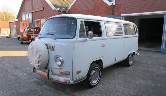 Volkswagen T2a 1971 Westfalia — SOLD