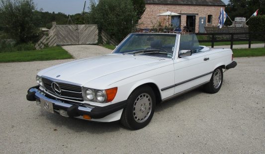 Mercedes W107 560 SL 1988 — SOLD