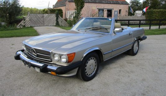 Mercedes W107 560 SL 1988 — SOLD