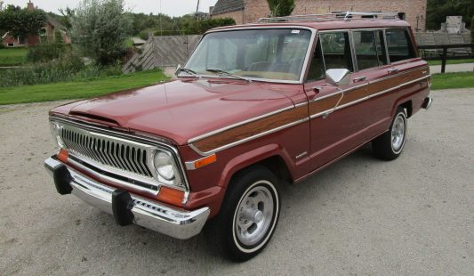 Jeep Wagoneer 4×4 1979 — SOLD