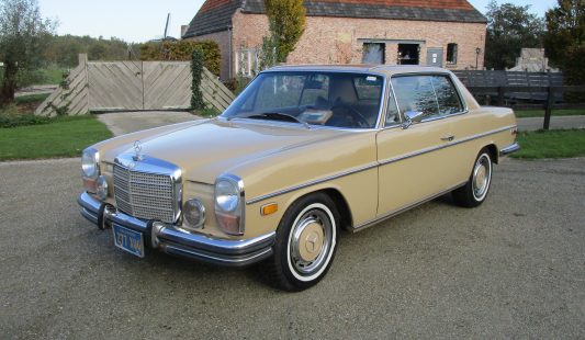 Mercedes W114 250 C 1972 — SOLD