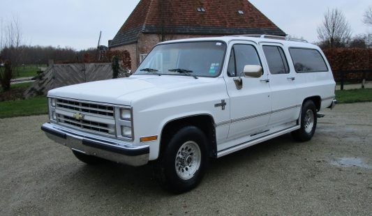 Chevrolet Suburban C20 1988 — SOLD