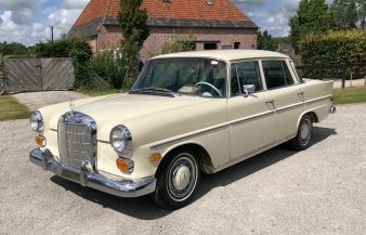 Mercedes W110 230 1968 — SOLD