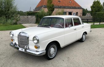 Mercedes W110 200 1967 — SOLD