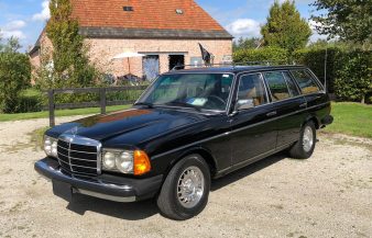 Mercedes W123 300 TD 1979 — SOLD