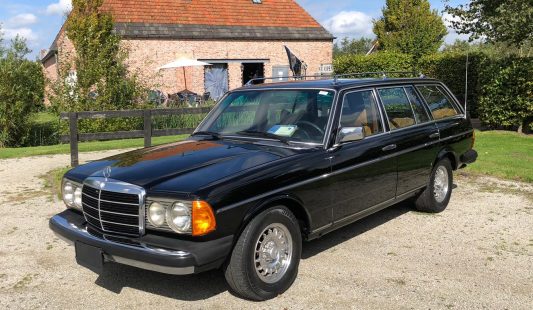 Mercedes W123 300 TD 1979 — SOLD