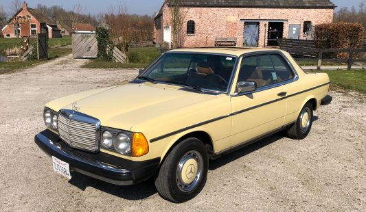 Mercedes W123 300 CD 1978 — SOLD