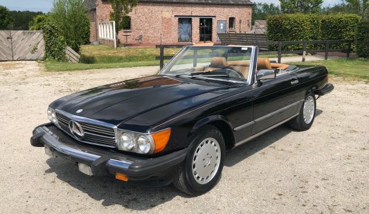 Mercedes W107 560 SL 1987 — SOLD