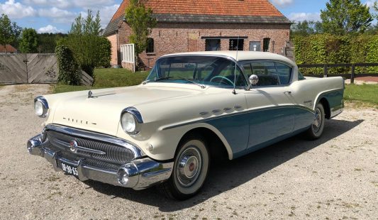 Buick Roadmaster 75 Coupe 1957 — SOLD