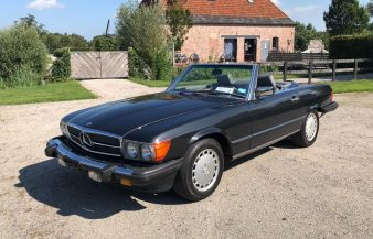 Mercedes W107 560 SL 1989 — SOLD