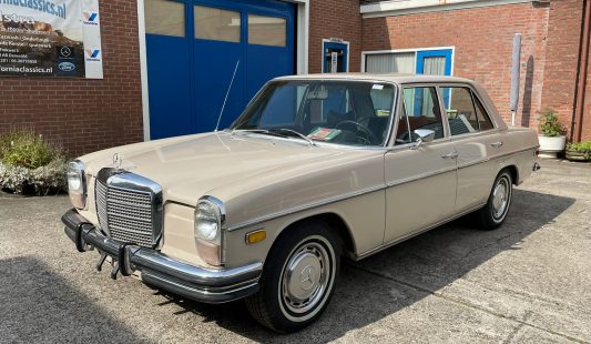 Mercedes W114 250 1972