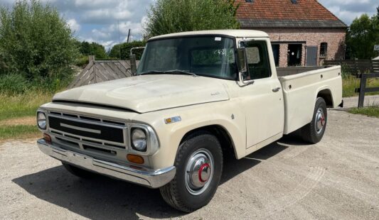 International Harvester 1200C p/u 1968 — SOLD