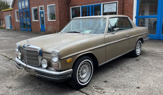 Mercedes W114 250 C 1970 — SOLD