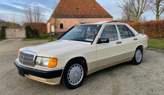 Mercedes W201 190 E 2.6 1989 — SOLD