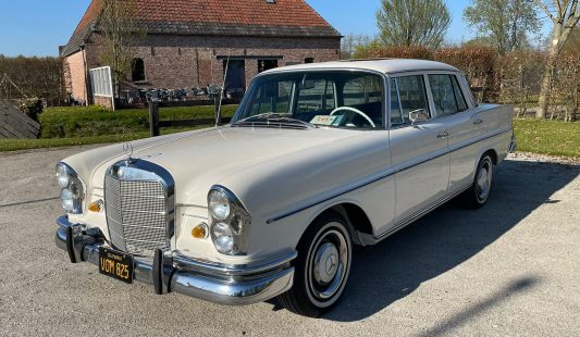 Mercedes W111 230 S 1968 — SOLD