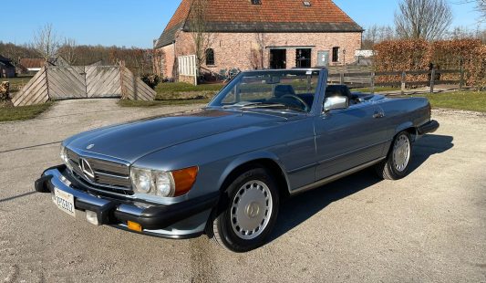 Mercedes W107 560 SL 1986 — SOLD