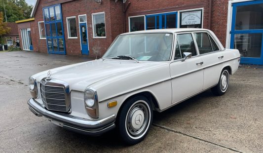 Mercedes W114 250 1971