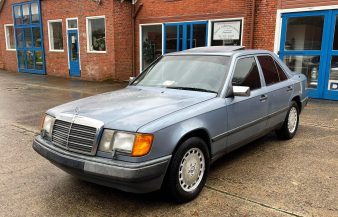 Mercedes W124 300 E 1986 — SOLD