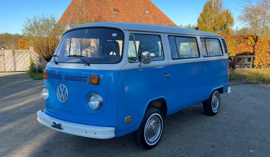 Volkswagen T2b 1974 VAN — SOLD