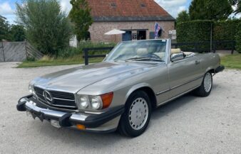 Mercedes W107 560 SL 1986 — SOLD