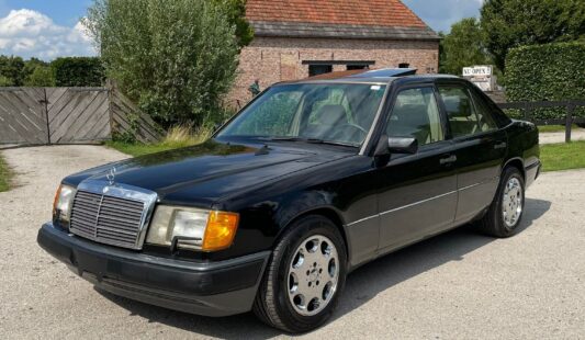 Mercedes W124 400 E 1992 — SOLD