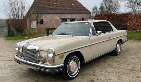 Mercedes W114 250 C 1970 — SOLD