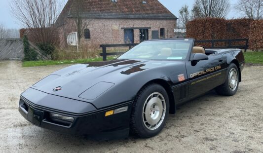 Chevrolet Corvette C4 1986 — In option