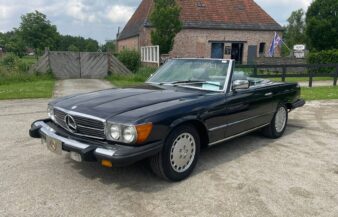 Mercedes W107 380 SL 1985 — SOLD