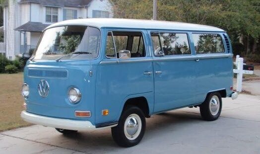 Volkswagen T2a 1971 De Luxe Passenger Van
