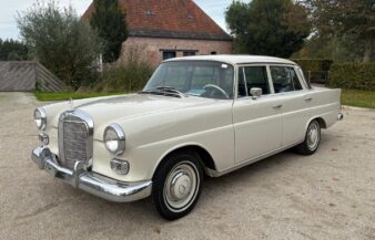 Mercedes W110 200 D 1967
