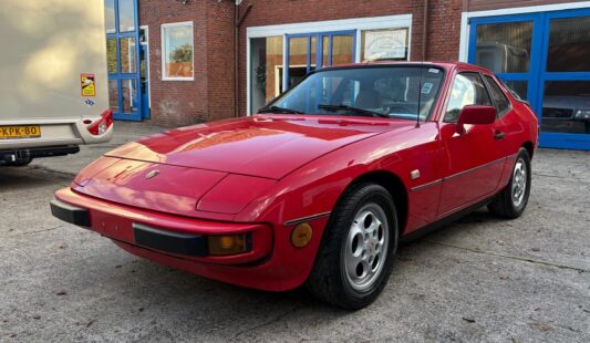Porsche 924 S 1987 Targa