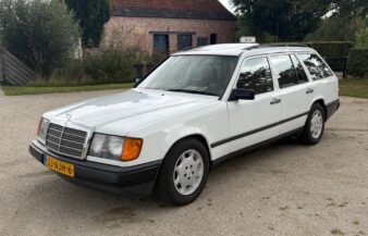 Mercedes W124 300 TD 1986 — SOLD